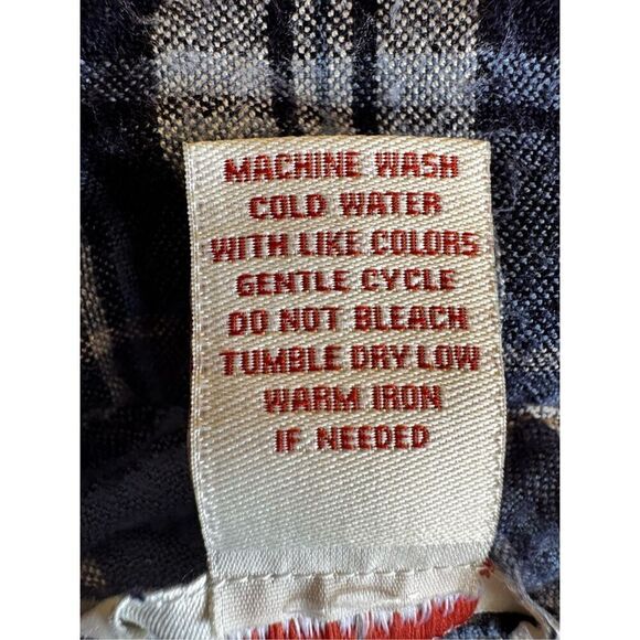 Sundance Flannel Button Up Shirt Long Sleeve Blue Plaid Flap Pockets Sz S #2375 - Picture 10 of 13